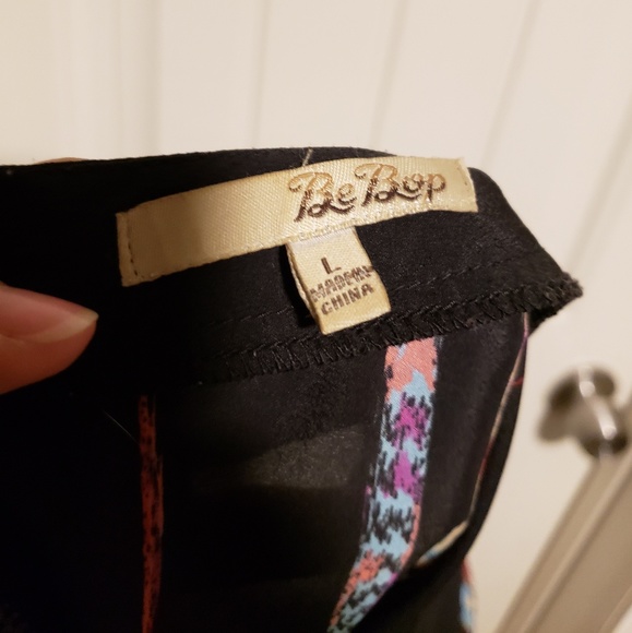 Adorable, colorful dress - Picture 3 of 3